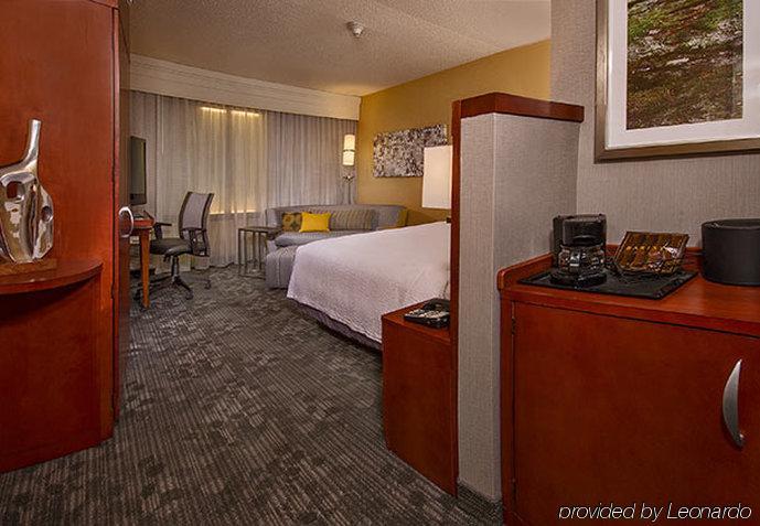 Courtyard Salt Lake City Layton Exterior photo